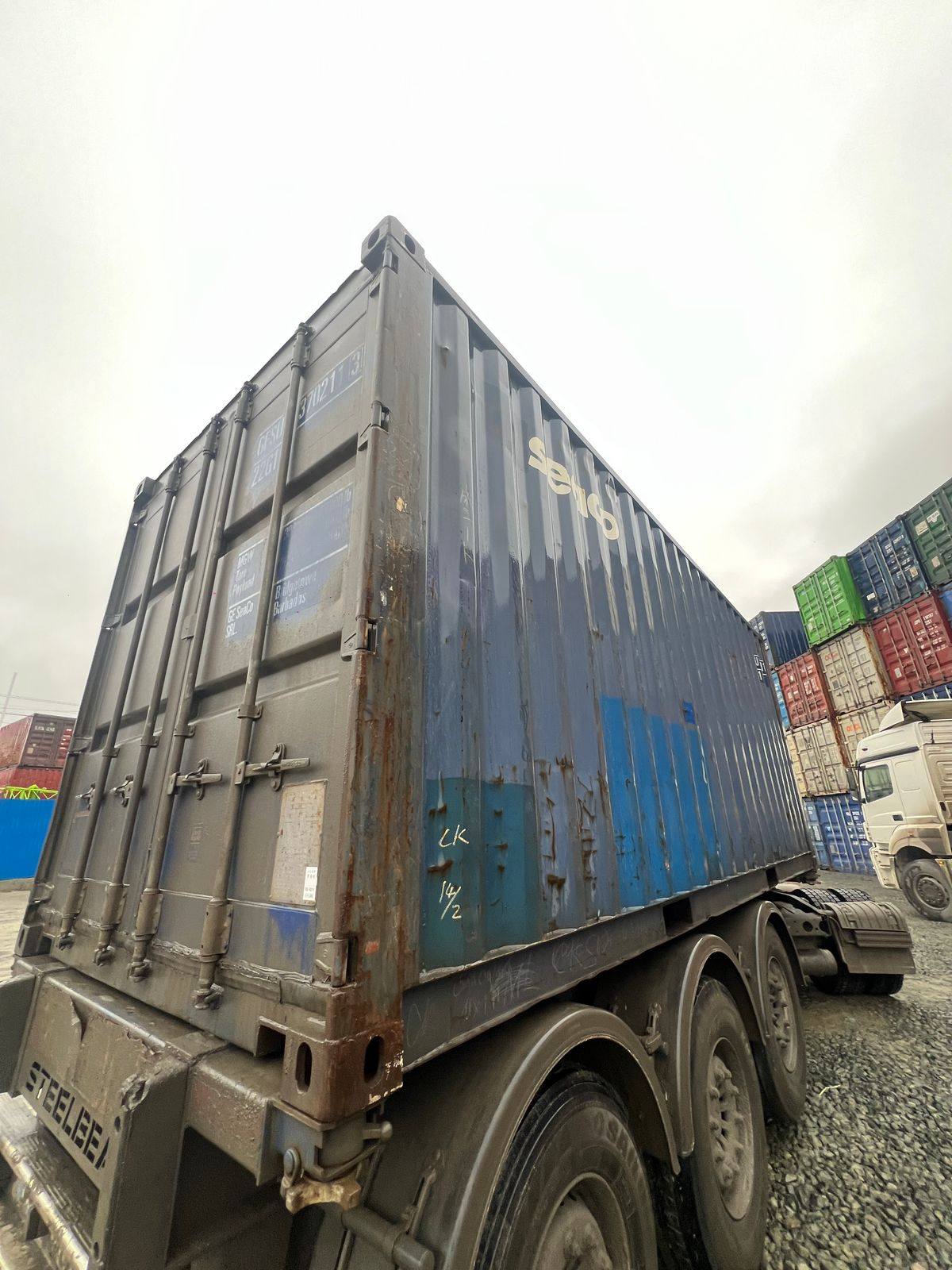 Морской контейнер GESU3702113